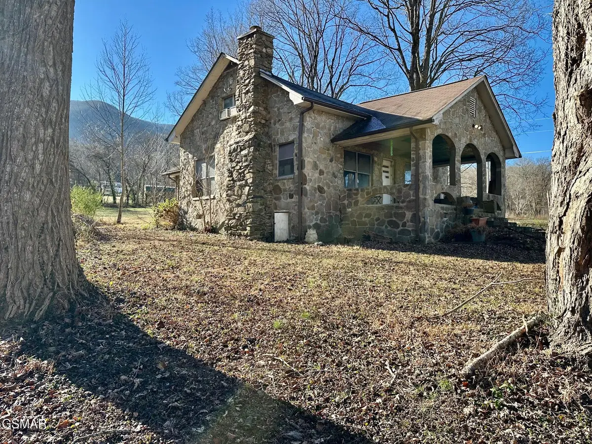 3528 Sugar Camp Circle, Sevierville, TN 37862 - Image #1