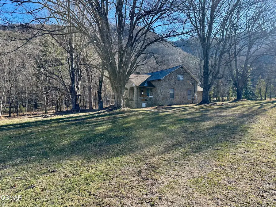 3528 Sugar Camp Circle, Sevierville, TN 37862 - Image #2