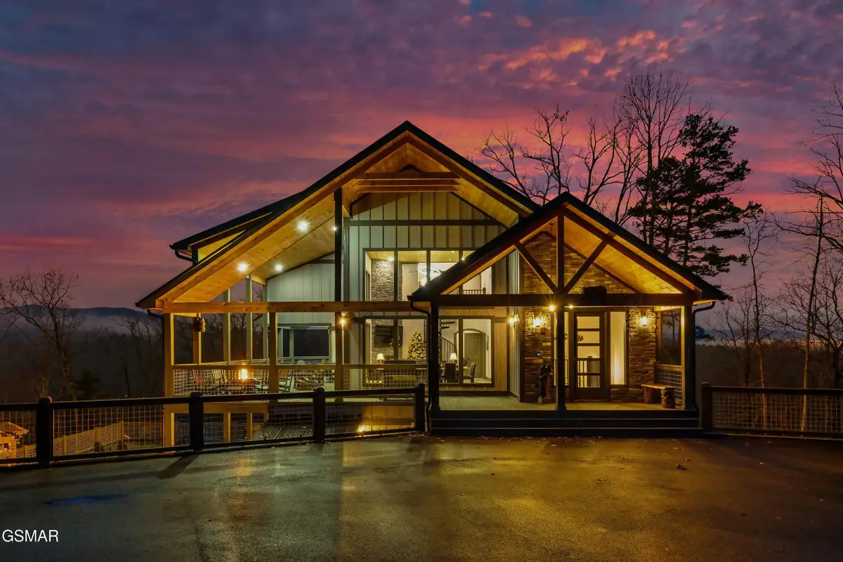 3382 Flintlock Lane, Sevierville, TN 37862 - Image #1