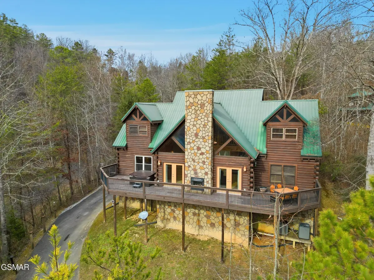 2336 Breezy Road, Sevierville, TN 37876 - Image #1