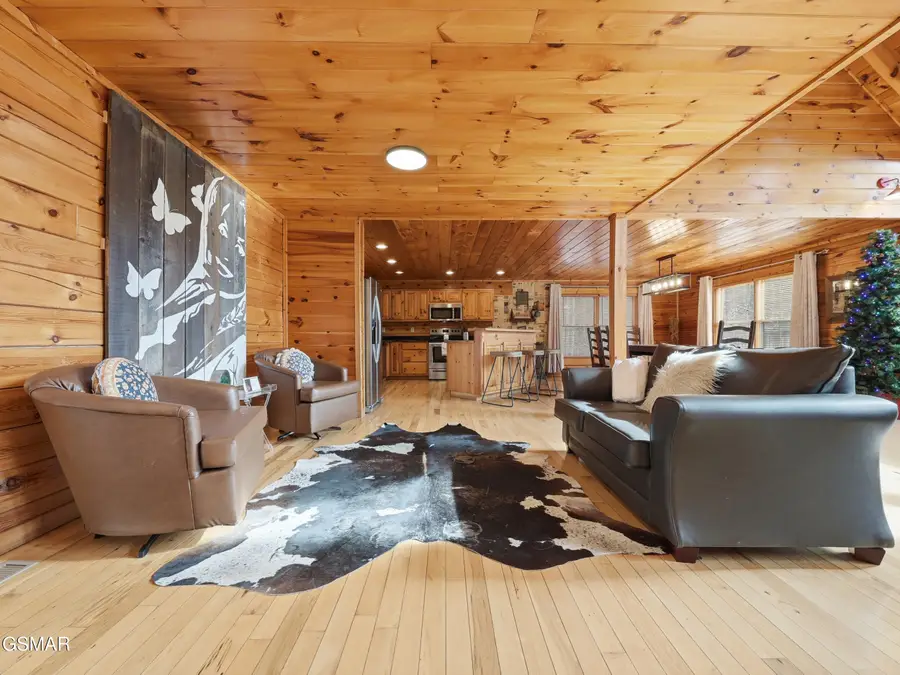 2336 Breezy Road, Sevierville, TN 37876 - Image #3