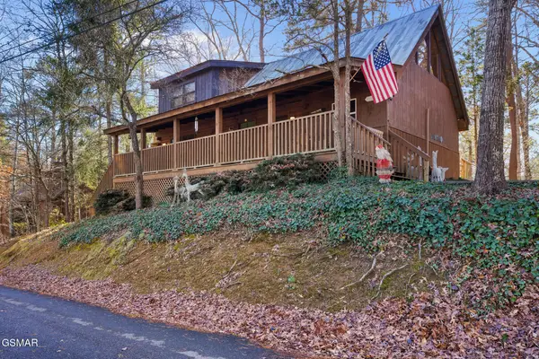1518 Ridgecrest Drive, Sevierville, TN 37876