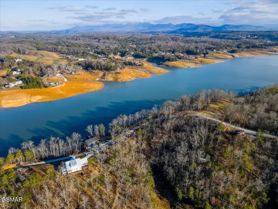 1937 Lake Oaks Way, Sevierville, TN 37876 - Image #2