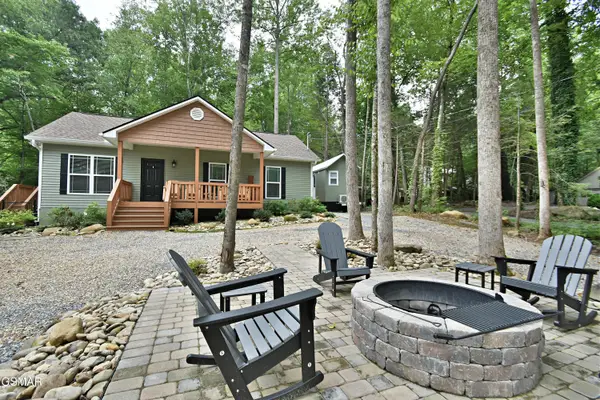 5050 Hooper Highway, Cosby, TN 37722