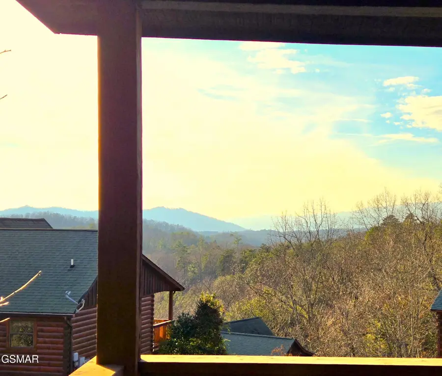 1529 Boo Boos Way, Sevierville, TN 37862 - Image #3