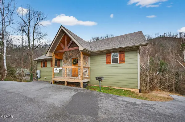 307 Sterling Drive, Gatlinburg, TN 37738