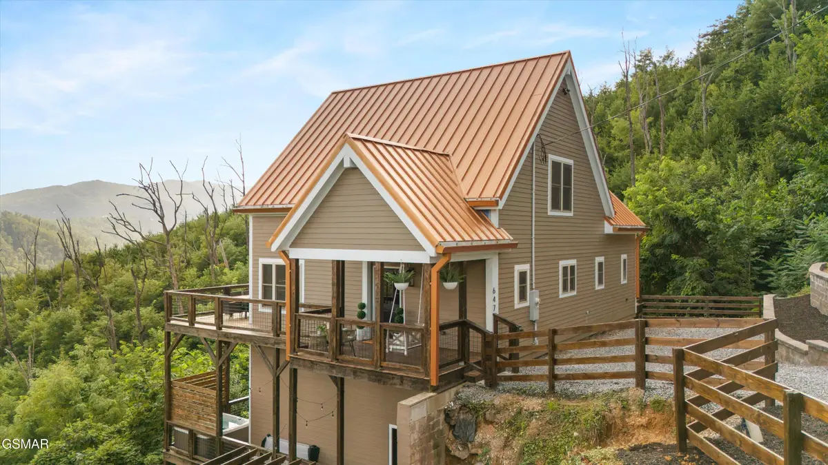647 Kristis Place, Gatlinburg, TN 37738 - Image #1