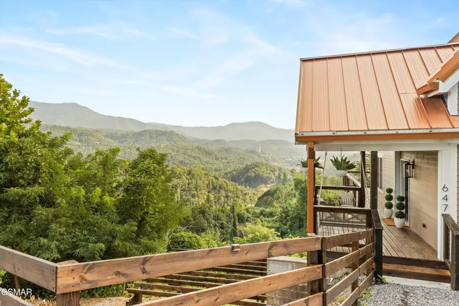 647 Kristis Place, Gatlinburg, TN 37738 - Image #2