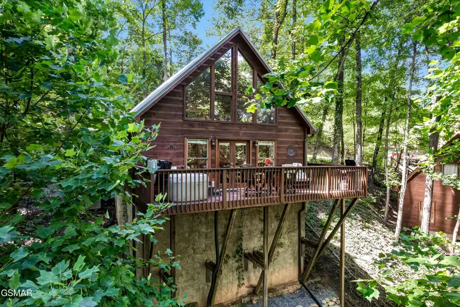 1031 Elm Circle, Sevierville, TN 37876 - #3