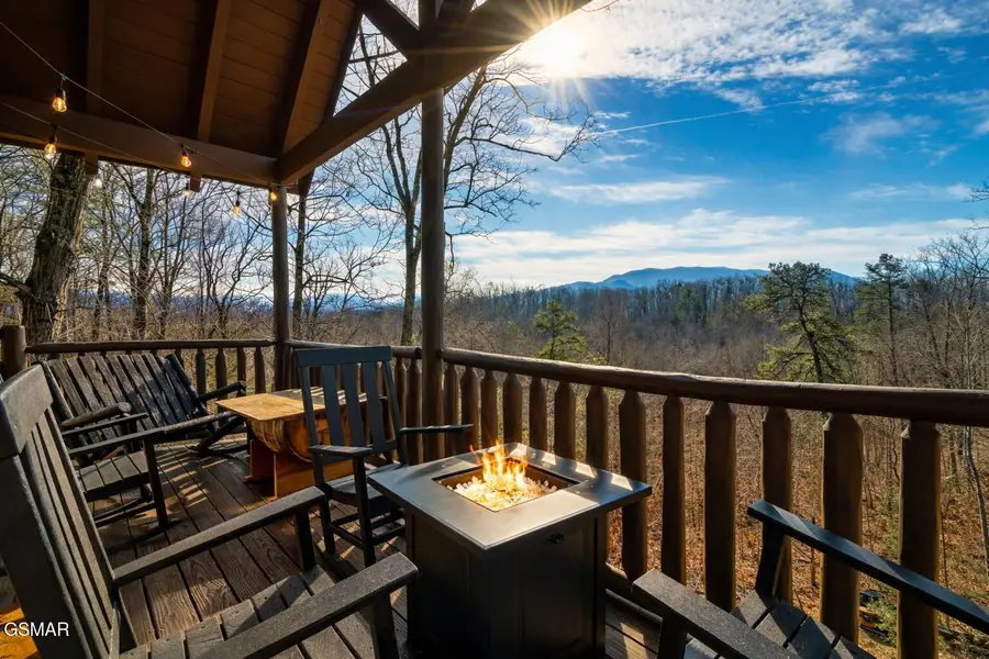 2029 Settlers Ridge Way, Sevierville, TN 37876 - Image #2