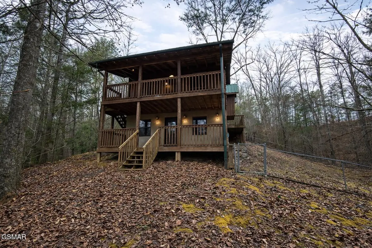 2034 Bales Way, Sevierville, TN 37876 - Image #1