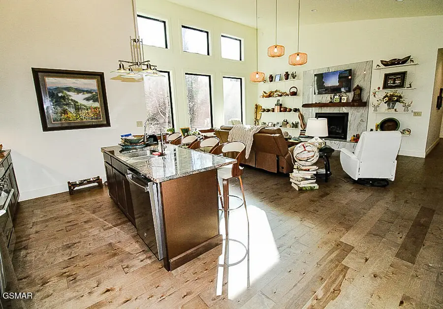 657 Crescent Drive, Gatlinburg, TN 37738 - Image #3