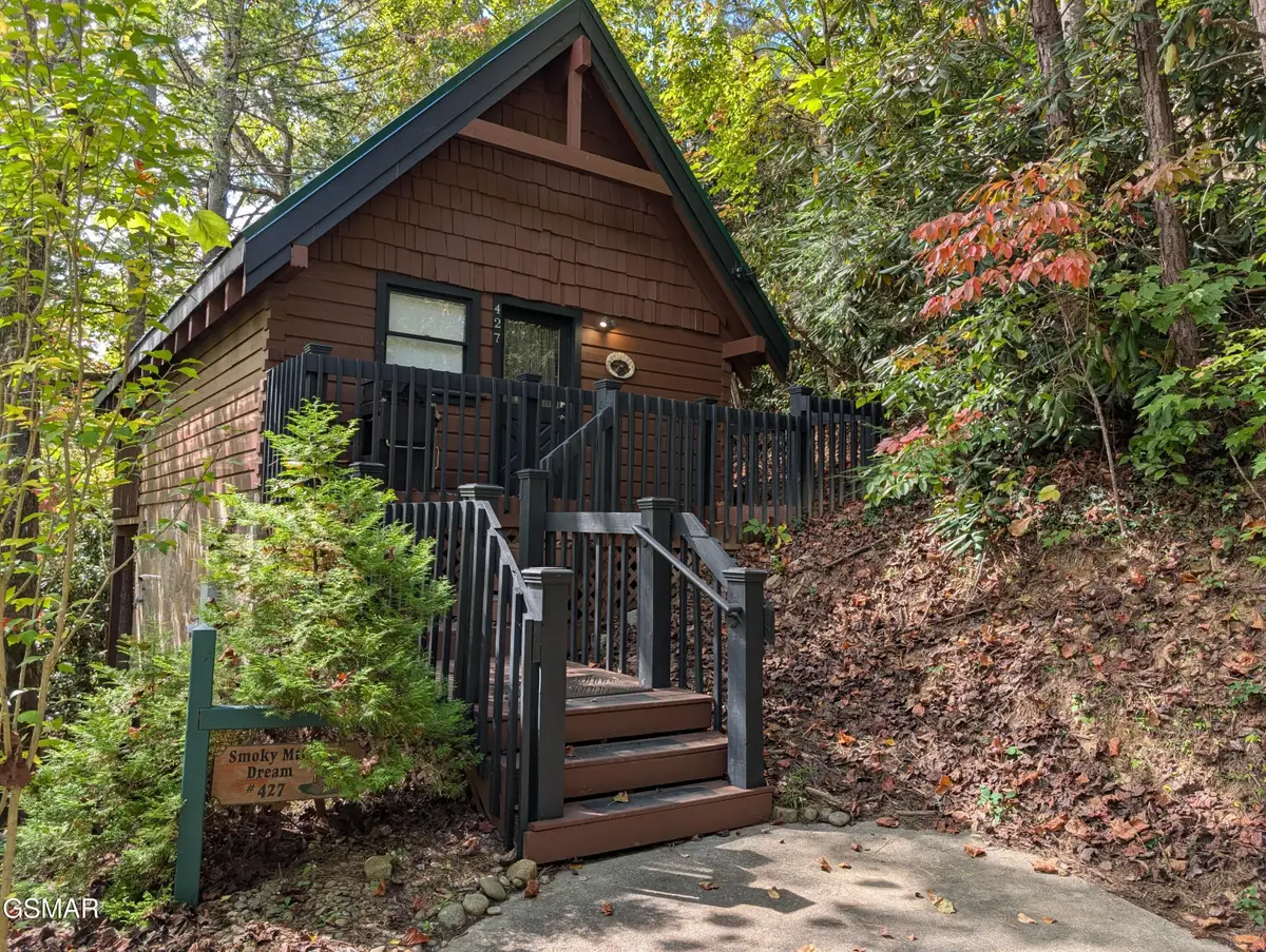 427 Montview Way, Gatlinburg, TN 37738 - Image #1