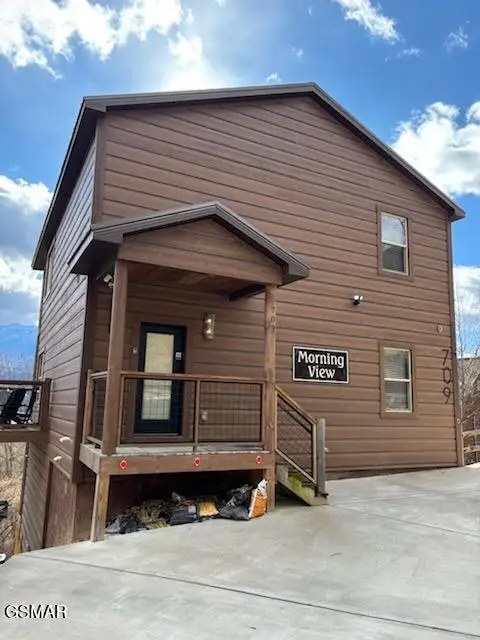 709 Deerfoot Drive, Gatlinburg, TN 37738