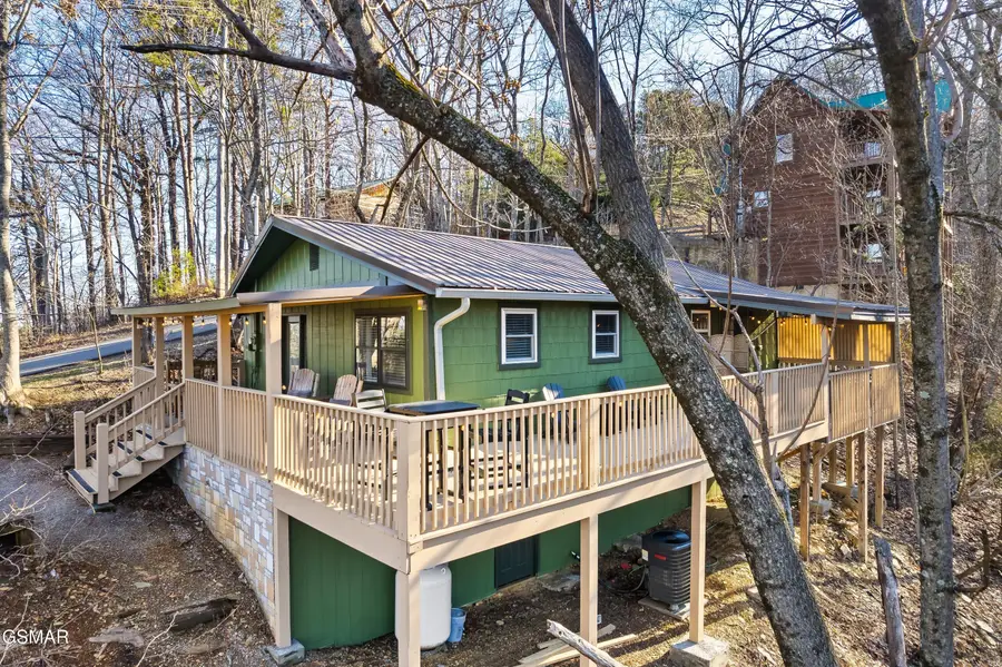 1720 Silver Poplar Lane, Sevierville, TN 37876 - Image #2