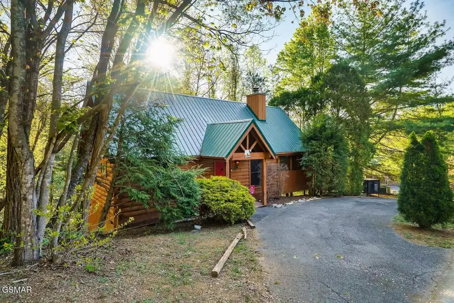 2306 Bonnie Lane, Sevierville, TN 37876 - Image #2