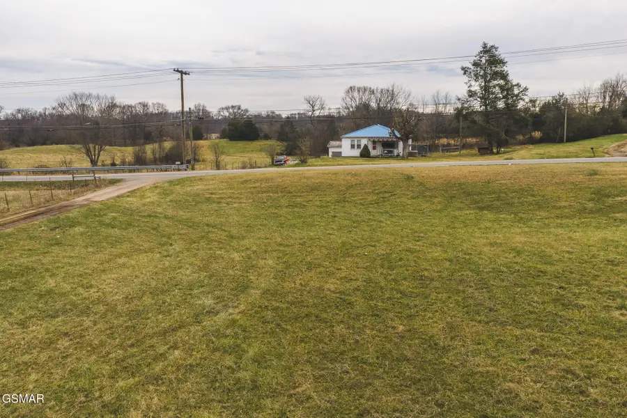 6975 Saint Clair Road, Whitesburg, TN 37891 - Image #3