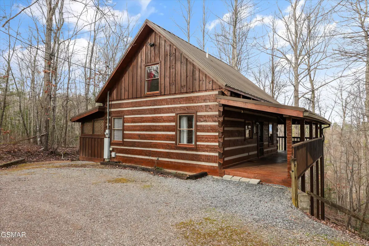 1128 Oak Court, Gatlinburg, TN 37738 - Image #1