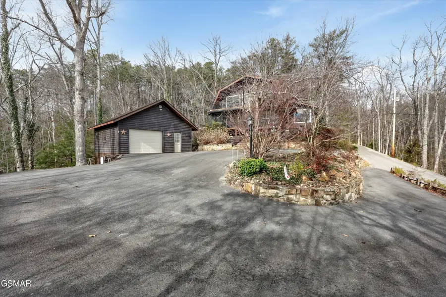 326 Overview Drive, Gatlinburg, TN 37738 - Image #3