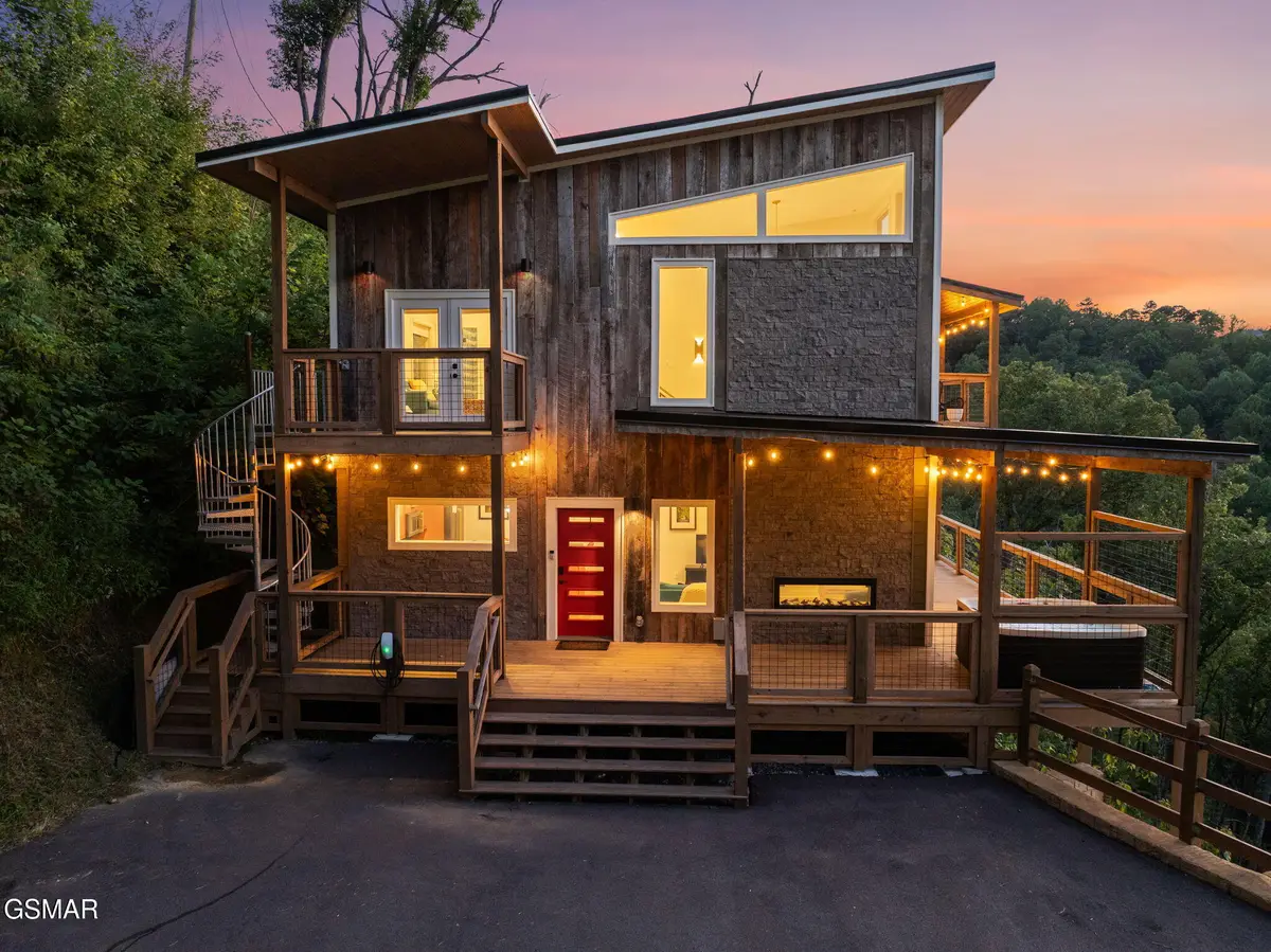 3322 Sugar Maple Loop Road, Sevierville, TN 37862 - Image #1