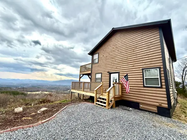 855 S Ridge Way, Cosby, TN 37722