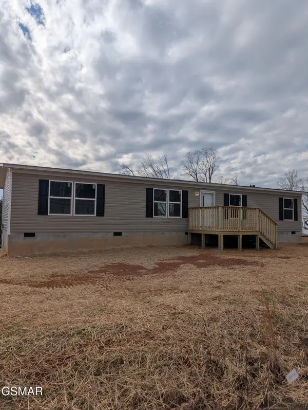 269 Laura Boling Loop Road, Strawberry Plains, TN 37871