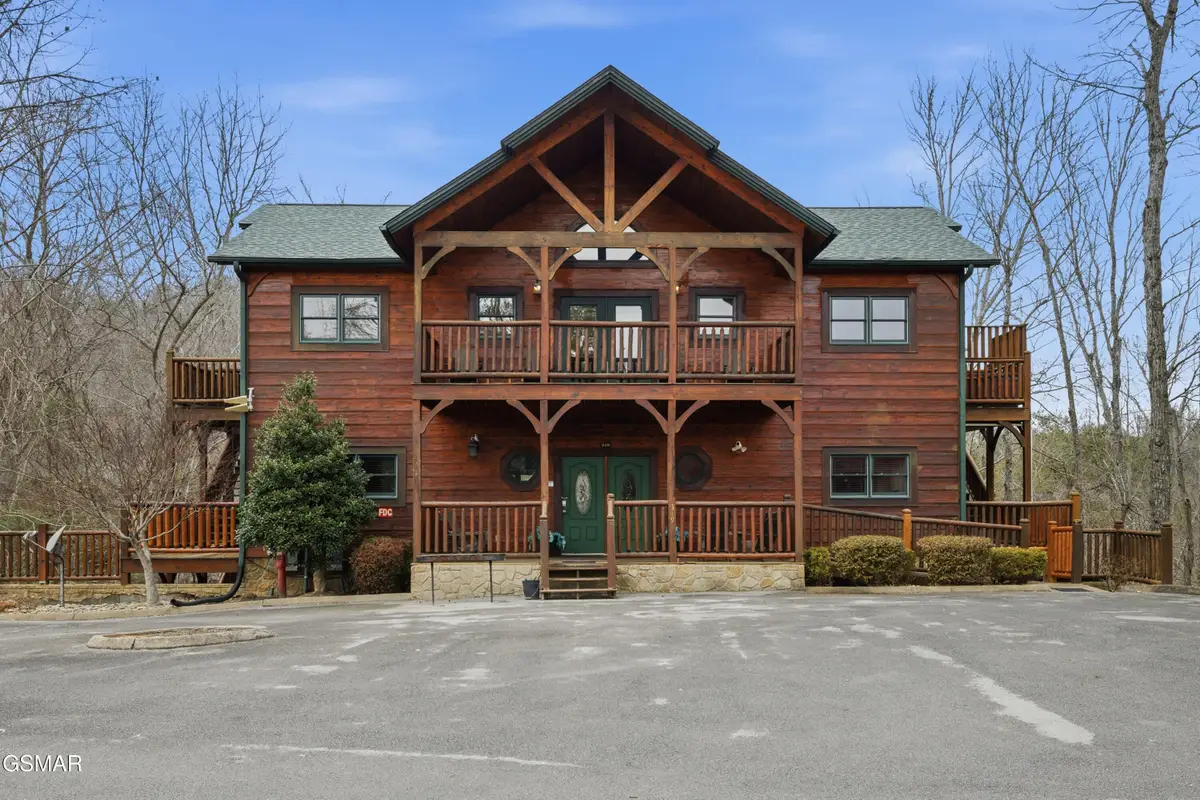319 Poplar Point Way, Gatlinburg, TN 37738 - #1