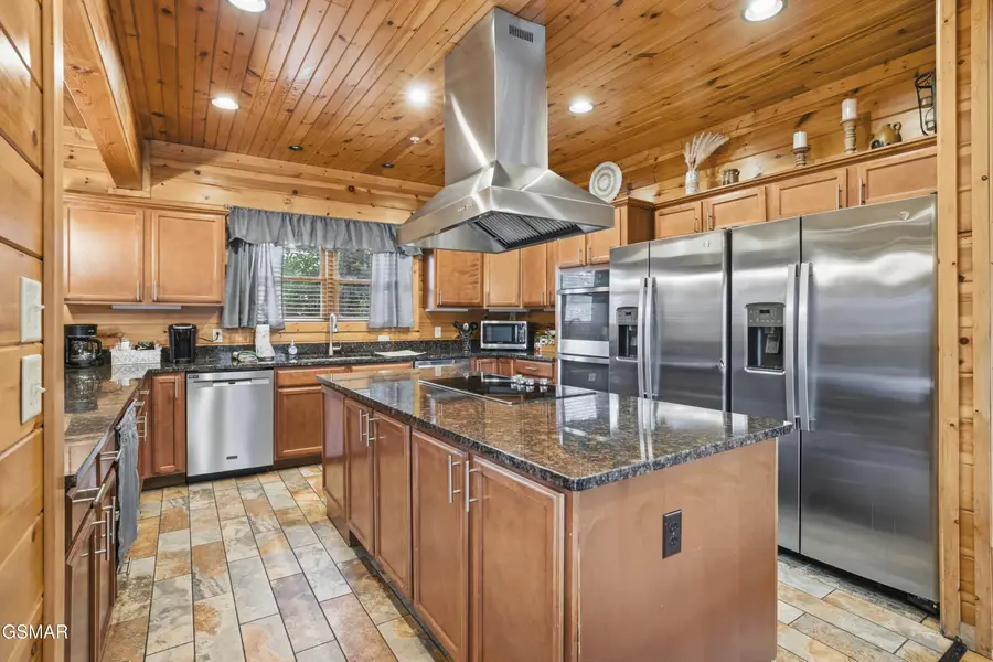 319 Poplar Point Way, Gatlinburg, TN 37738 - #2