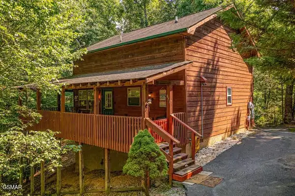 833 S New Era Road, Sevierville, TN 37862