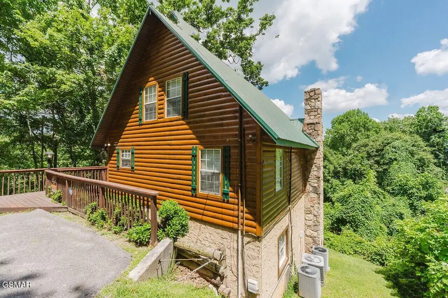 960 Stans Road, Gatlinburg, TN 37738 - Image #3