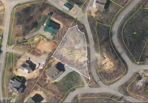 909 N Woodland Drive, Gatlinburg, TN 37738