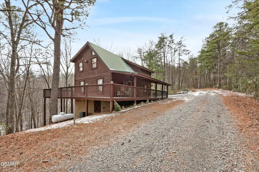 4224 Chamberlain Lane, Sevierville, TN 37862 - Image #2