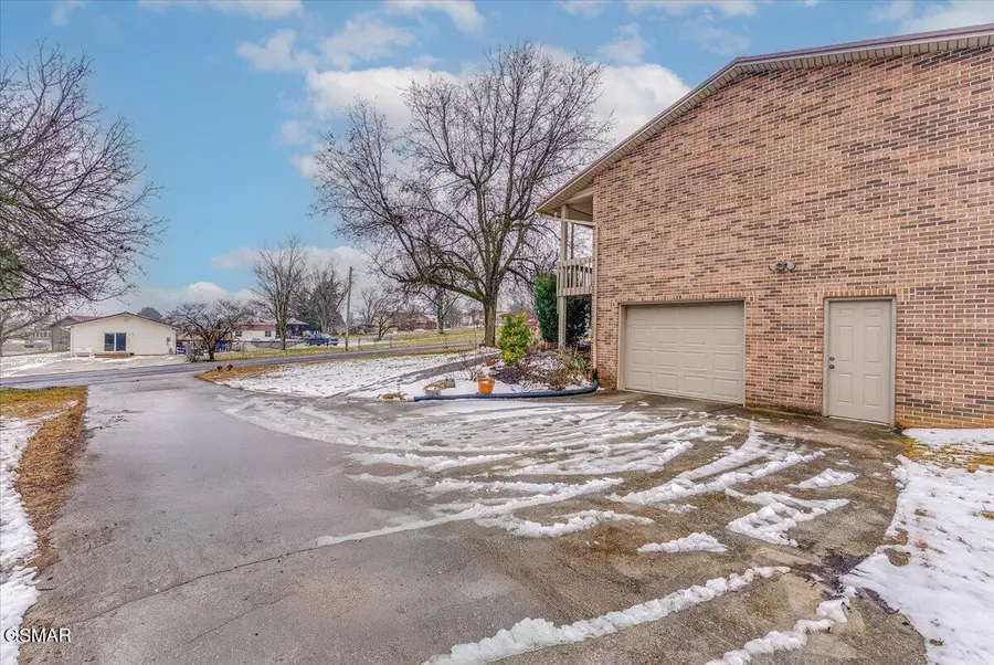 1605 Rolling Hills Drive, Dandridge, TN 37725 - #3