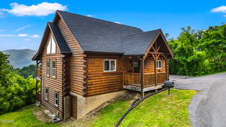 705 Ellis Ogle Road, Gatlinburg, TN 37738 - Image #3