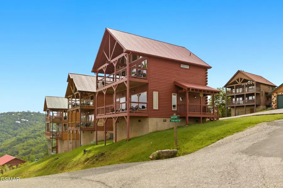 2042 Starr Crest Drive, Sevierville, TN 37876 - #2