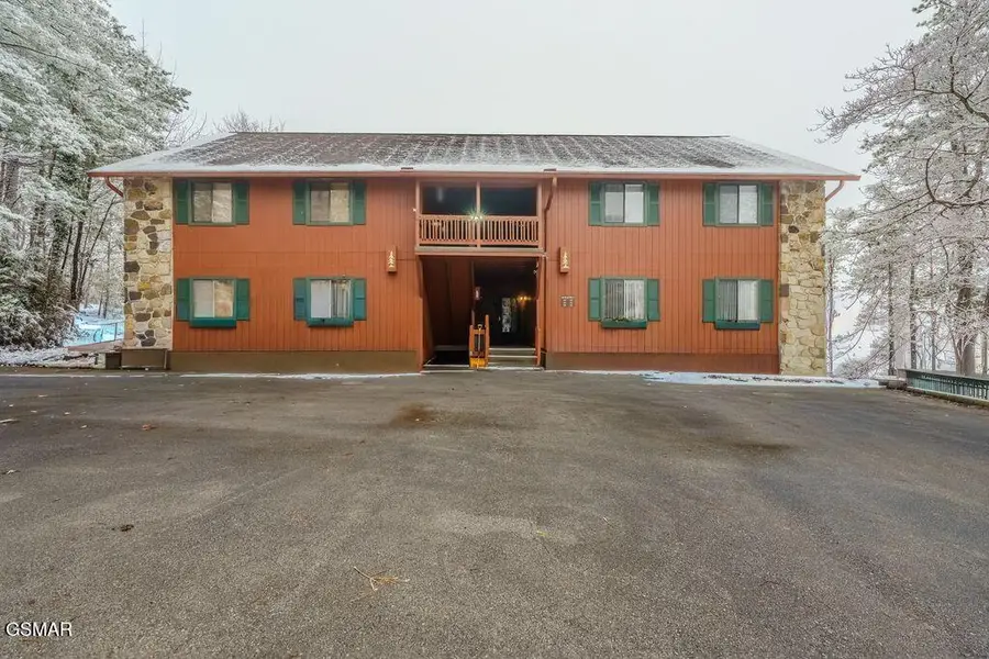 429 Deer Path Lane #APT 103, Gatlinburg, TN 37738 - Image #2