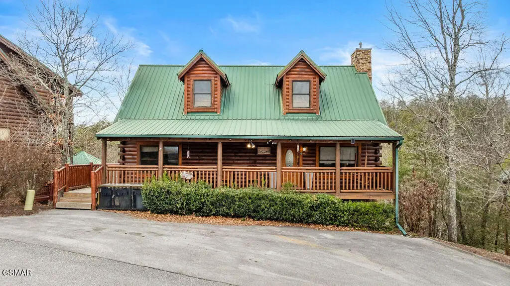 3306 Kestrel Way, Pigeon Forge, TN 37863 - Image #1