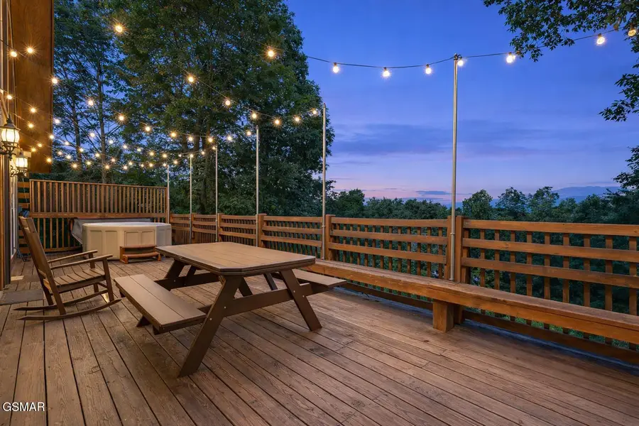 531 Gatlin Drive, Gatlinburg, TN 37738 - Image #2