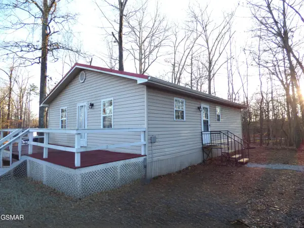 1369 Waterfront Drive, Dandridge, TN 37725