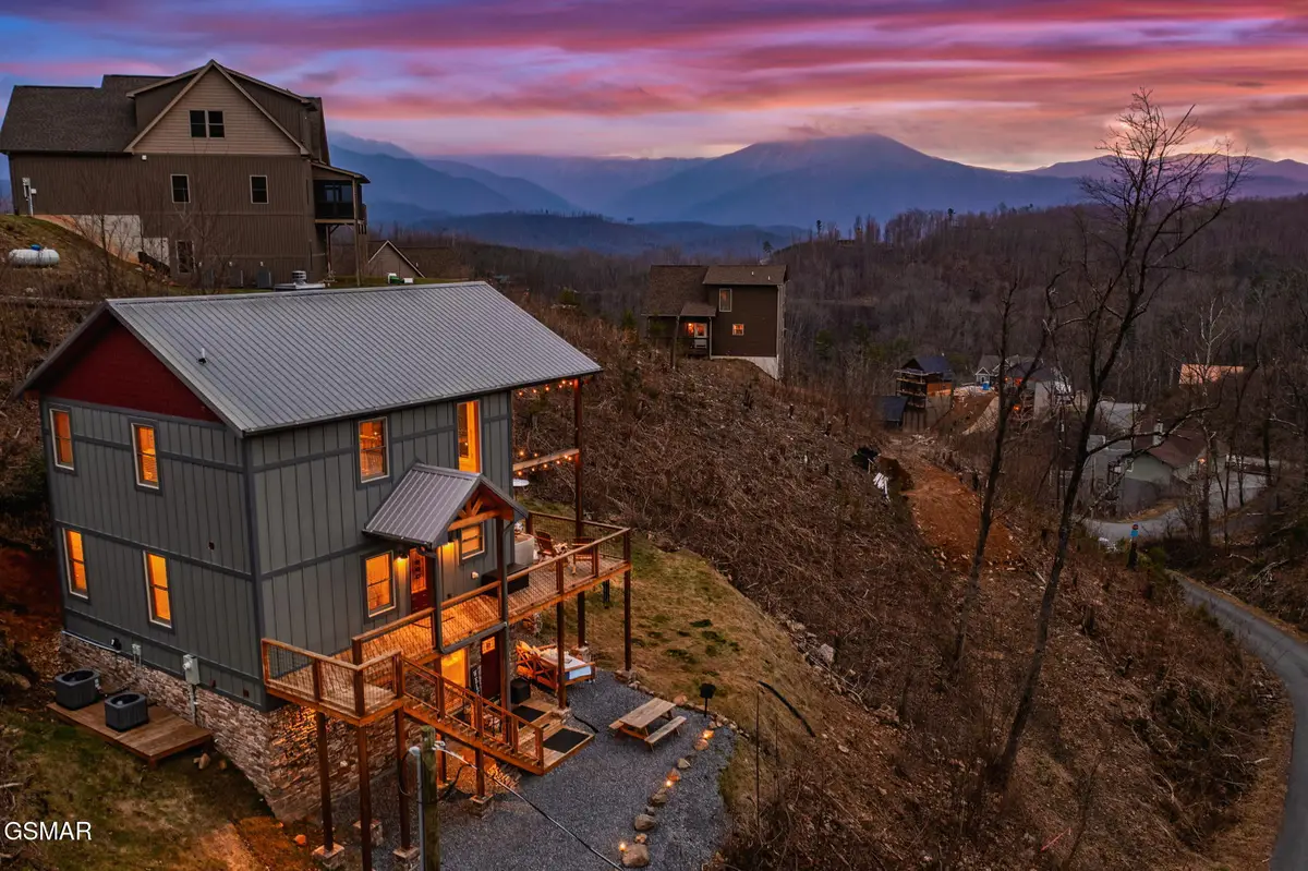 912 Aspen Lane, Gatlinburg, TN 37738 - #1