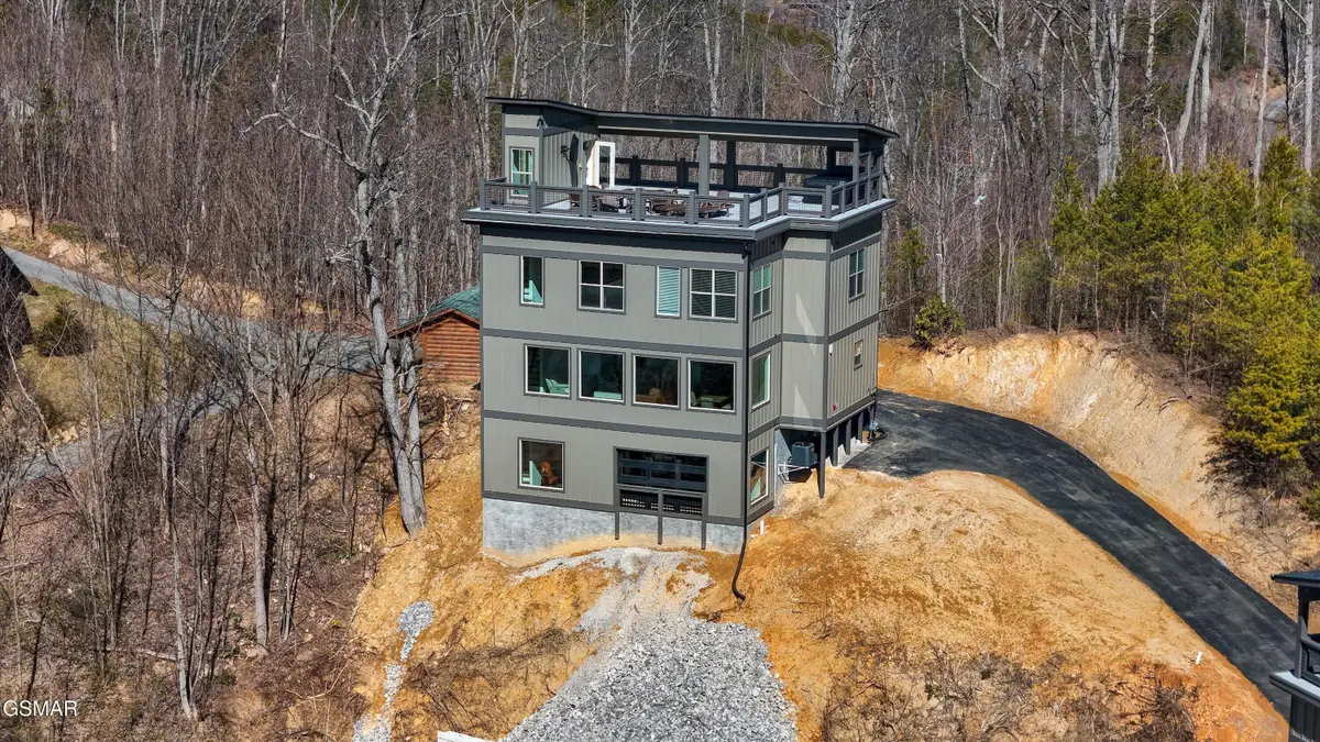 289 Laurel Oaks Way, Gatlinburg, TN 37738 - #1