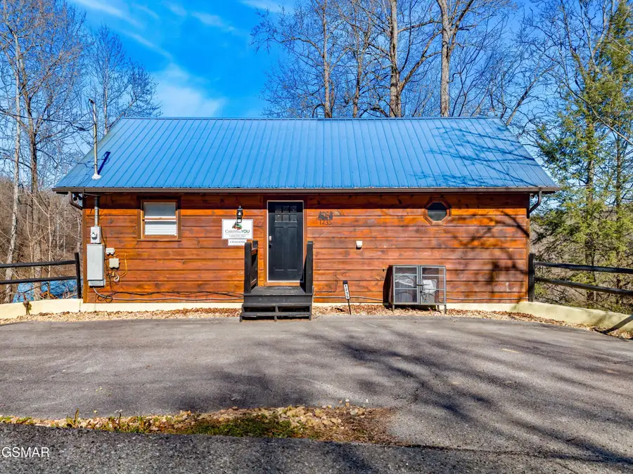 1235 Annes Road, Gatlinburg, TN 37738 - #2