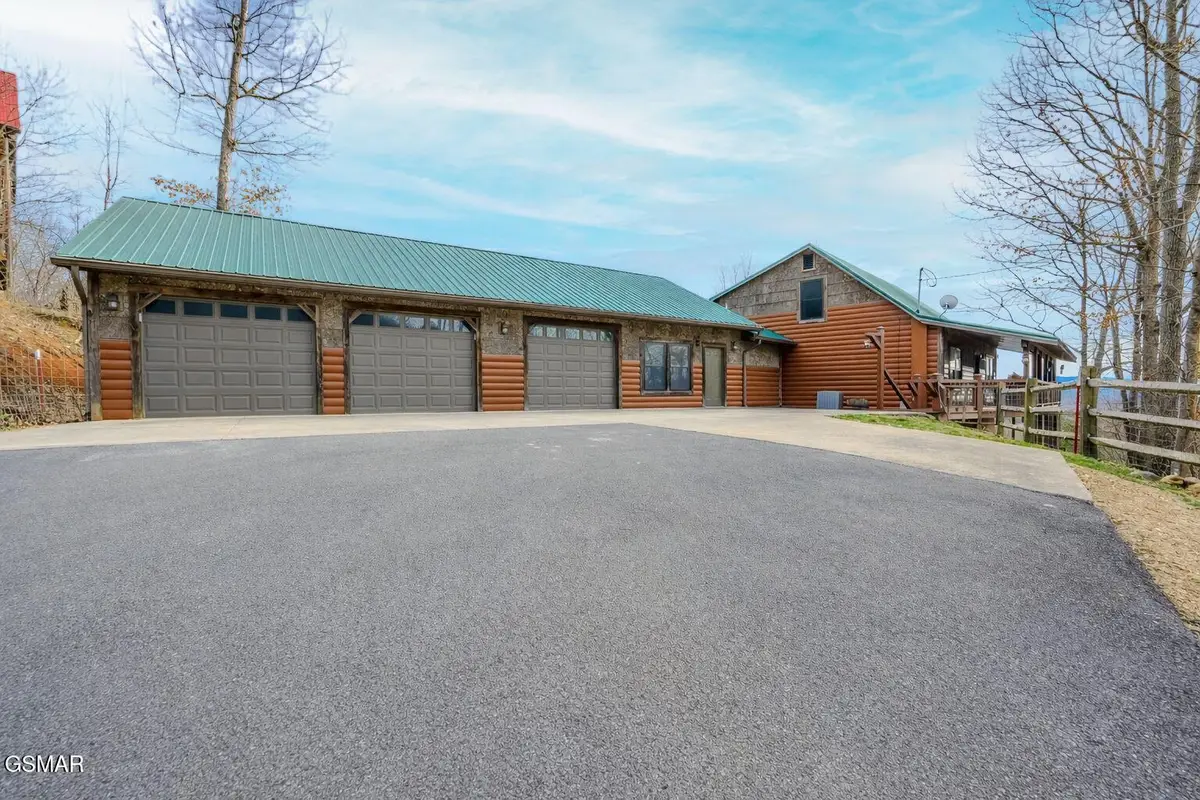 3644 Wears Mountain Lane, Sevierville, TN 37862 - #1