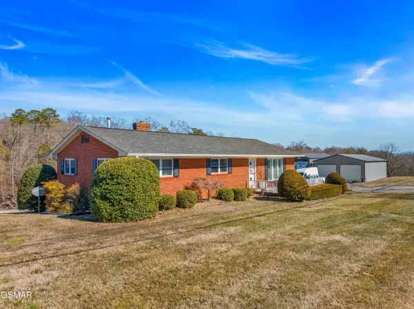 1076 Gay Street, Dandridge, TN 37725