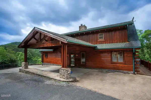 1531 Trappers Ridge Lane, Sevierville, TN 37862