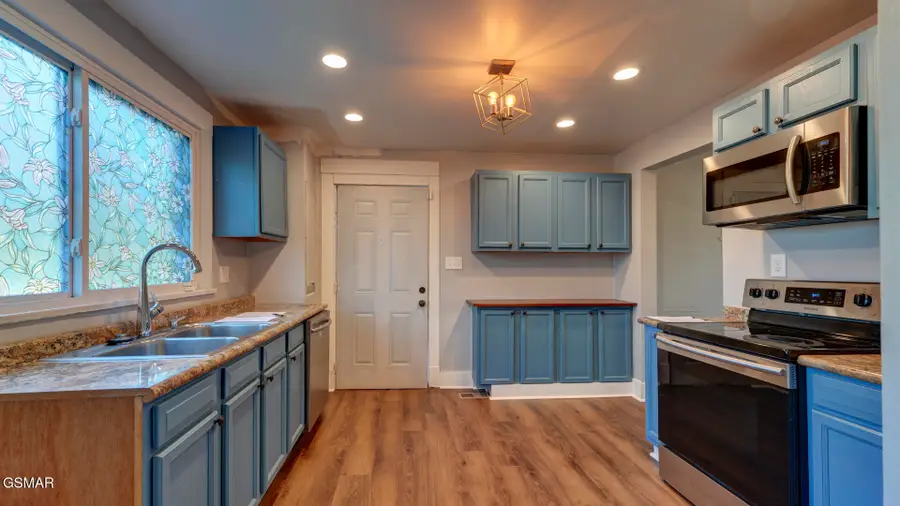 1619 Beaumont Avenue, Knoxville, TN 37921 - #3