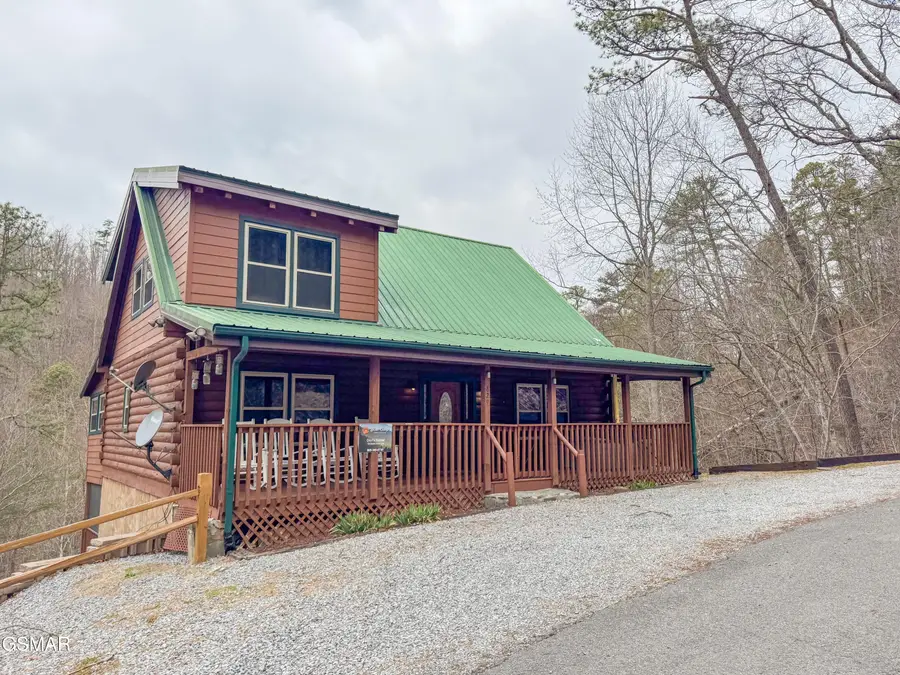 829 Boone Acres Lane, Pigeon Forge, TN 37863 - #2