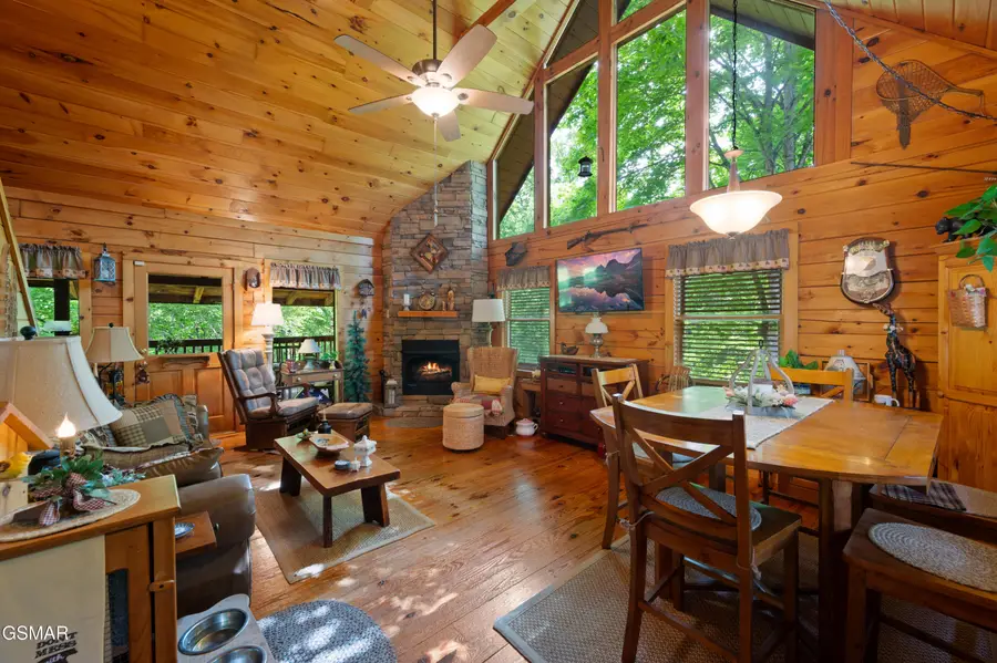 3209 Bear Country Way, Sevierville, TN 37876 - #3