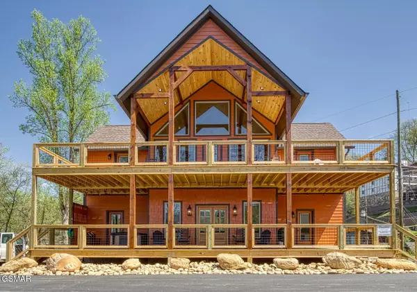 604 Cherokee Orchard Road, Gatlinburg, TN 37738