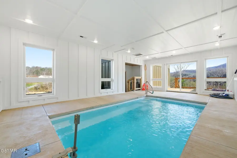 650 Ridge Top Loop, Gatlinburg, TN 37738 - #3